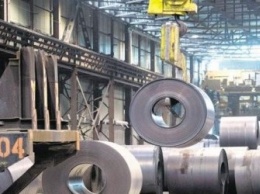 JSW Steel сократит инвестиции из-за падения спроса на сталь