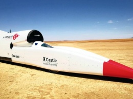 Видео: сверхзвуковой автомобиль испытали в южноафриканской пустыне