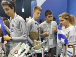 Украинские школьники вошли в ТОП-10 всемирной олимпиады по робототехнике