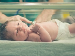 Исследование с беременными отменили после 6 детских смертей