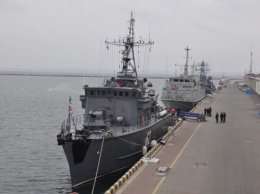 В Одессу с недельным визитом зашли четыре корабля НАТО