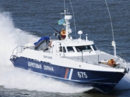 В море возле Бирючего генических рыбаков останавливает ФСБ: спрашивают про участие в АТО