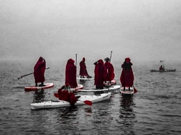 Мистика на Днепре: по речке в тумане плавали ведьмы