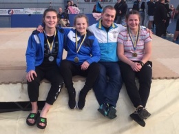 Запорожские сумоистки завоевали три медали Кубка Украины