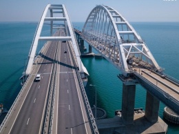 Планы Путина рухнули, с Крымским мостом случилось непредвиденное: новые фото поражают