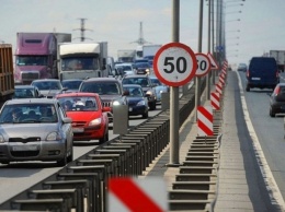 50 километров в час и не более: на киевских дорогах ограничили скоростной режим