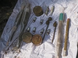 СБУ нашла схрон оружия возле нефтяных скважин