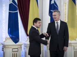 Генсек НАТО в Киеве: что означает визит Столтенберга для Украины