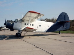 Житель Николаева подарил военным самолет