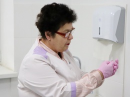 Одесские медики вакцинируются от гриппа. Фото