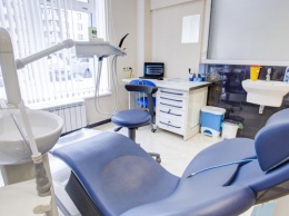 В Германии пациенту удалили самый длинный в истории зуб