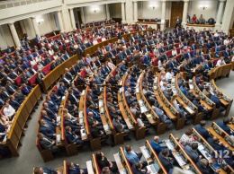 Горячие sms: О чем переписываются народные депутаты в зале заседаний