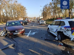 В Ровно пьяный водитель сбил двух полицейских