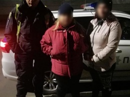 Харьковские "копы" разыскали 16-летнюю девочку, которая сбежала из дома, - ФОТО