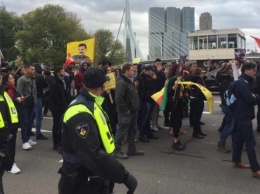 Сотни курдов в Нидерландах снова митинговали против вторжения Турции в Сирию
