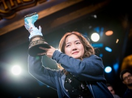Турнир GrandMaster Global Finals по Hearthstone на BlizzCon 2019 впервые выиграла девушка