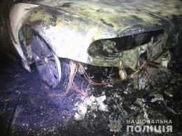 Неизвестные ночью сожгли BMW, принадлежащий 21-летнему парню