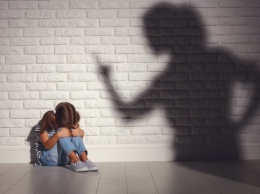На Херсонщине судят матерей за насилие над детьми