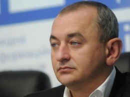 Экс-главный прокурор Матиос сбежал: журналисты засекли его в аэропорту "Киев"