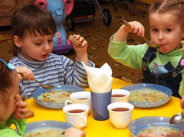 Качество питания в детских садах проверяет полиция