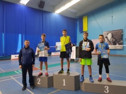 Крупный юношеский турнир по бадминтону в Днепре выиграли николаевцы Ткач, Калиниченко и Царегородцев