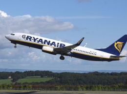 Ryanair прекратила полеты трех Boeing-737 из-за брака