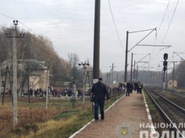 С поезда "Львов - Киев" сняли" полтысячи пассажиров - взрывчатку не нашли