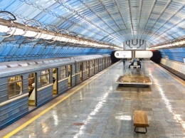 Как строилось днепровское метро: уникальные снимки станции Заводская и Вокзальная