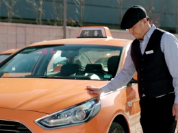 Hyundai запускает проект по работе с глухими водителями