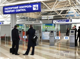 В Борисполе таможенник-взяточник осужден за помощь иностранцу