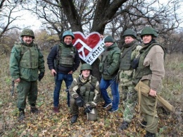 ''Мирный житель?'' Бывшего главаря ''ДНР'' разнесли за ''экскурсию'' на Донбасс