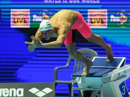 Украинский пловец Романчук завоевал серебро этапа Кубка мира в Дохе