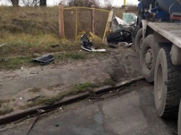 Смертельное ДТП в Голосеевском районе: погибла молодая девушка