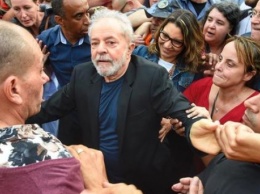 Экс-президент Бразилии вышел на свободу после 18 месяцев тюрьмы