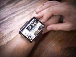Умные часы Lemfo LEMT 4G: смартфон на запястье для игр и спорта
