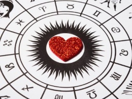 Любовный гороскоп на неделю с 11 по 17 ноября 2019 года