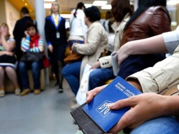 Боле 5 миллионов украинцев хотят покинут страну в поисках лучшей работы