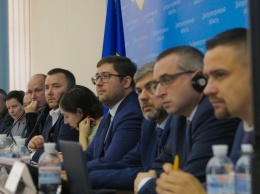В Днепре обсуждали Кодекс процедуры банкротства: что он изменит для каждого украинца