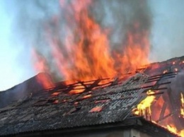 В Мелитополе пожарные оперативно потушили дом
