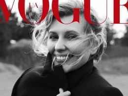 Стильная и счастливая: Елена Зеленская вместе с мужем и детьми блистает на обложке Vogue