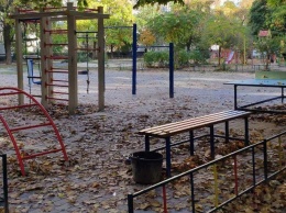 В Днепре украли почти миллион гривен на строительстве детской площадки