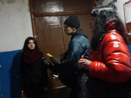В Мариуполе семья с овчаркой терроризирует многоэтажку, - ФОТО