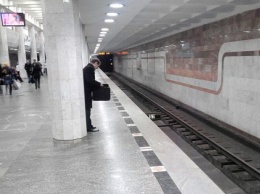 В Харькове полицейский открыл стрельбу на станции в метро