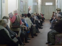 Бесплатных медуслуг станет меньше: за что будут платить украинцы
