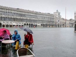 Два человека погибли из-за наводнения в Венеции