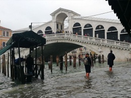 В Венеции сообщили о погибших из-за наводнений