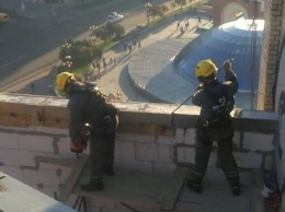 Владелец квартиры на Софиевской восстановит крышу и отремонтирует подъезд