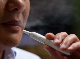 Курить прийдется бросать - без вариантов: Рада уже взялась за "айкос" - задавят налогами