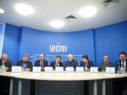 Участники рынка поддерживают реформу "Укрзализныци" и выступают против идеи автоматической индексации грузовых тарифов