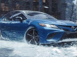 Toyota Camry получила новую версию с полным приводом (ФОТО)